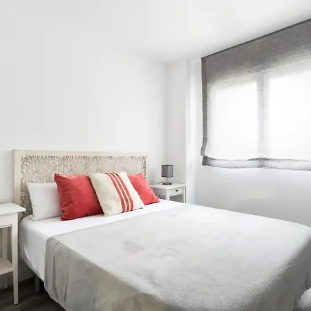 Con Piscina Y Pistas De Tenis Apartment *