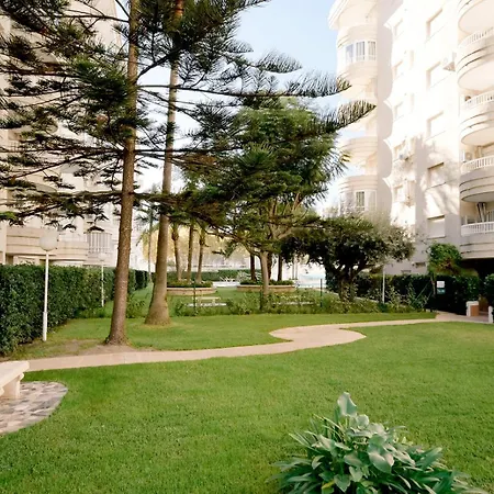 Apartment Con Piscina Y Pistas De Tenis *